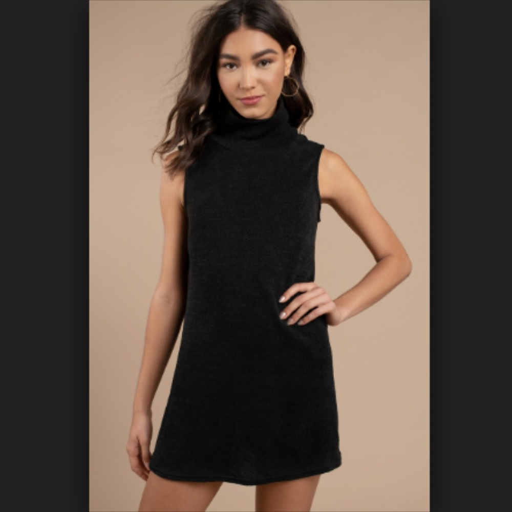 NWT Tobi Black Shift Dress Open Back